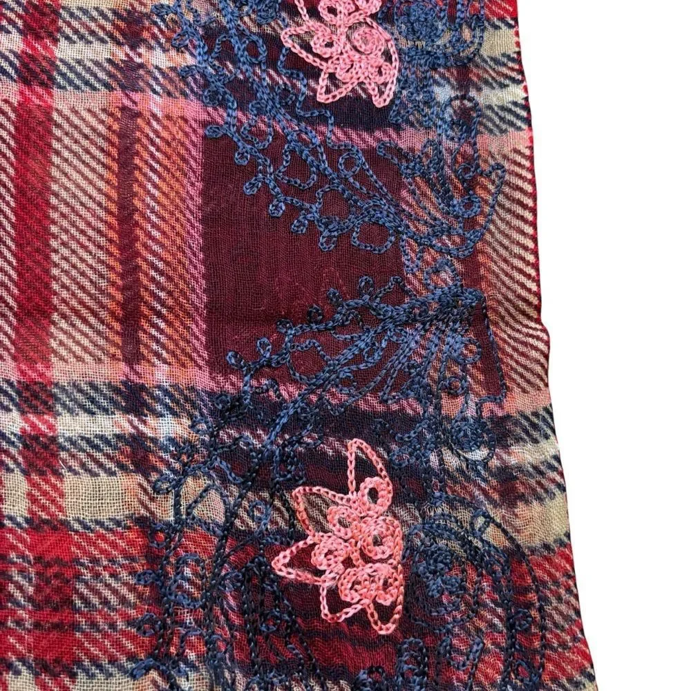Ladies Lucky Brand Red‎ and Blue Plaid Wool Fringe End Scarf with Embroidery